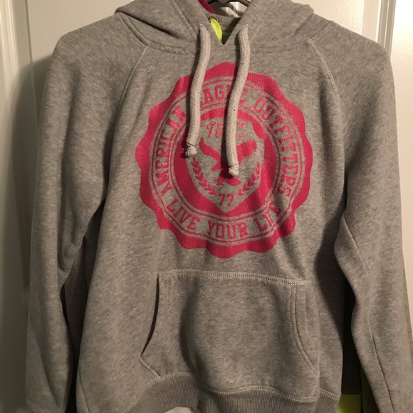 American Eagle Sweatshirt - Picture 2 of 2